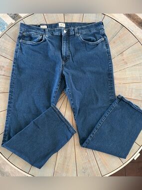 J.Crew 770 Straight-fit jeans in a size 38W x 32L